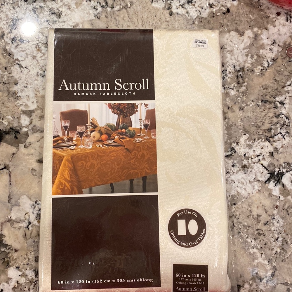 Off white 60” x 120” tablecloth damask NWT